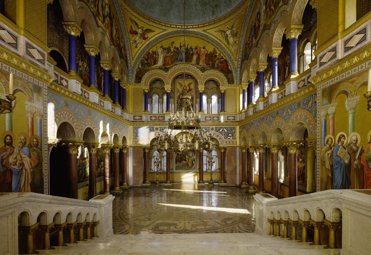 NeuSch R 2 Thronsaal 2